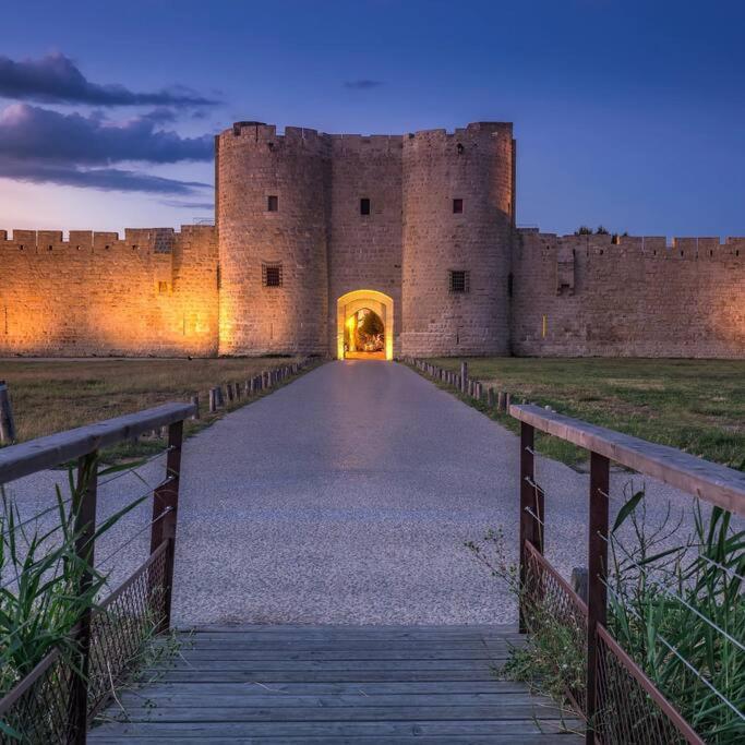 Maison A 800M Des Remparts Aigues-Mortes Exteriör bild