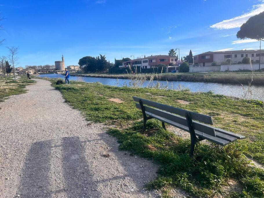 Maison A 800M Des Remparts Aigues-Mortes Exteriör bild